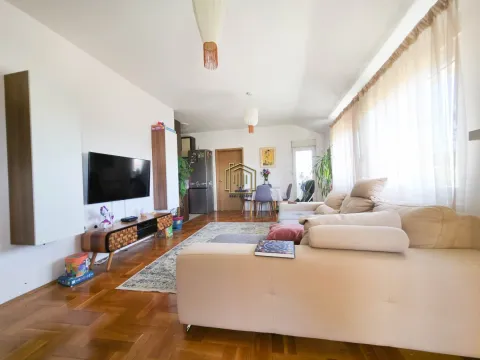 Prodaja, dvosoban stan, 61m², Tološi, Podgorica - image 4