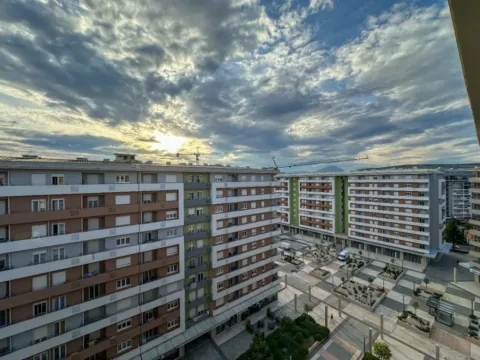 Prodaja, jednosoban stan, 49m², Central Point, Podgorica