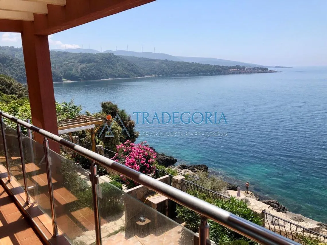 Prodaja, dvosoban stan, 89m², Dobra Voda, Bar