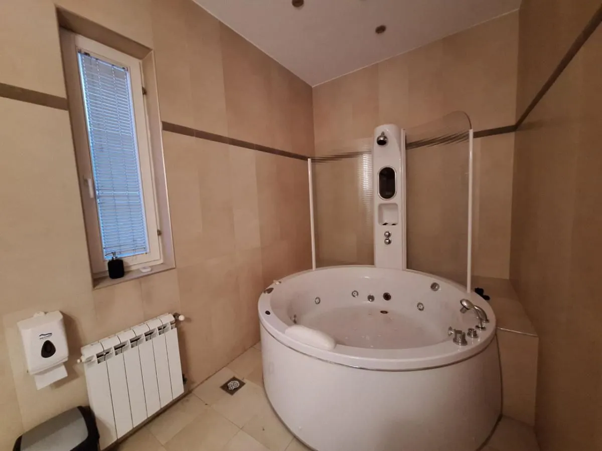 Prodaja, stan, 213m², Novi Sad Sve Podlokacije, Novi Sad