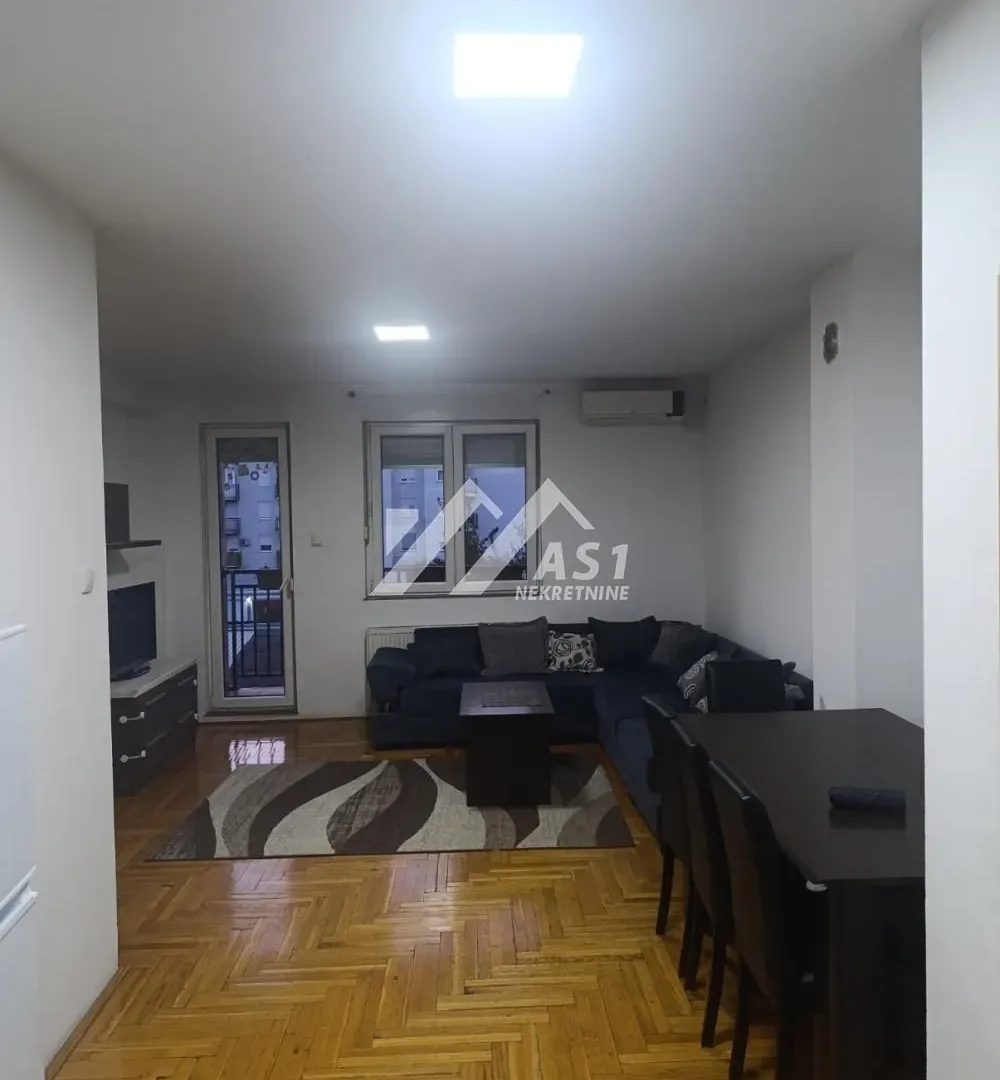 Izdavanje, trosoban stan, 60m², Nova Detelinara, Novi Sad Sve Podlokacije