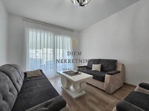 Rent, three bedroom apartment, 120m², Centar, Bar - image 15