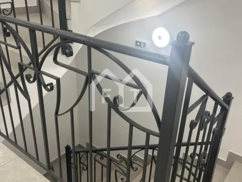 Izdavanje, trosoban stan, 65m², Južni Bulevar, Vračar Sve Podlokacije - image 20