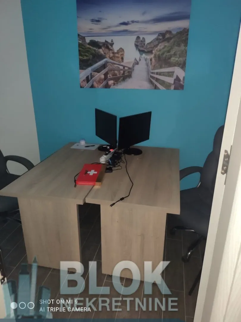 Izdavanje, trosoban stan, 70m², Tološi, Podgorica