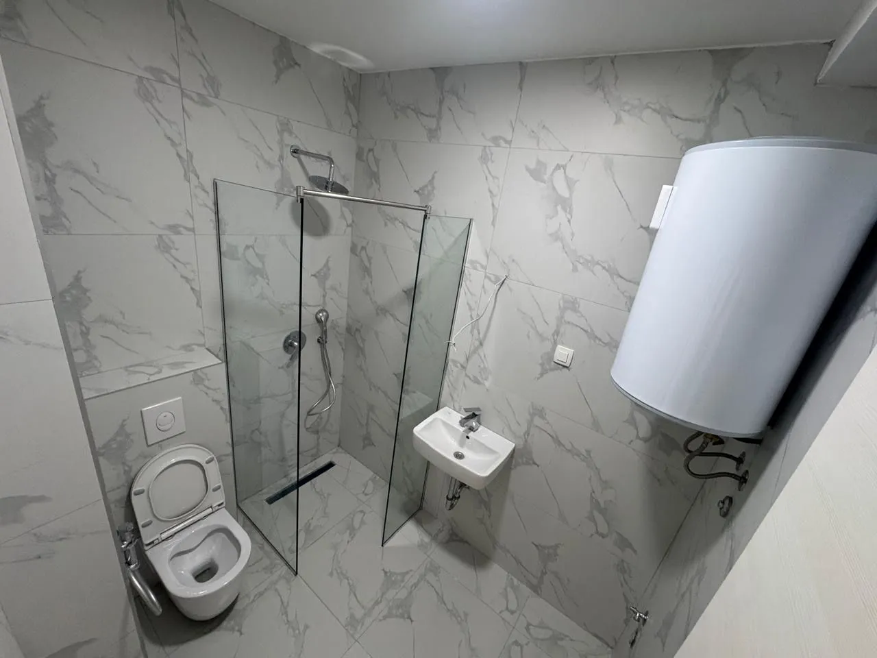 Izdavanje, dvosoban stan, 65m², Stari Aerodrom, Podgorica