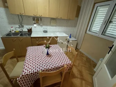 Sale, house, 120m², Tivat, Crna Gora - image 19