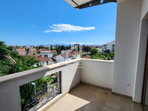 Prodaja, četvorosoban stan, 164m², Gorica C, Podgorica - image 7