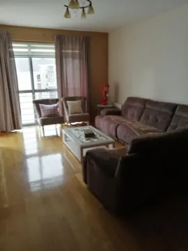 Izdavanje, trosoban stan, 100m², Blok 6, Podgorica - image 9