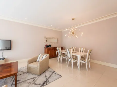 Izdavanje, jednosoban stan, 119m², Porto Montenegro, Tivat - image 5