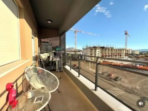 Prodaja, dvosoban stan, 68m², Stari Aerodrom, Podgorica - image 10