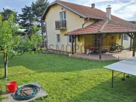 Prodaja, kuća, 180m², Jajinci, Voždovac Sve Podlokacije - image 1