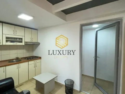 Izdavanje, poslovni prostor, 140m², Preko Morače, Podgorica - image 4