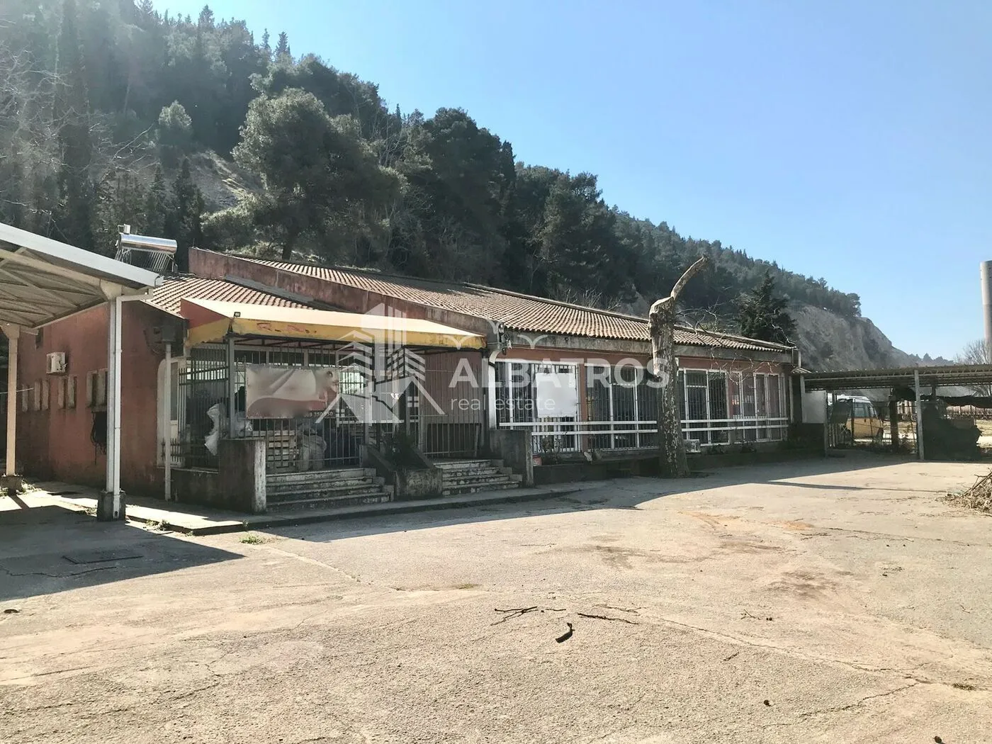 Rent, office space, 710m², Bar, Crna Gora