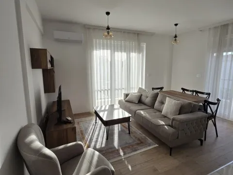 Prodaja, jednosoban stan, 52m², Stari Aerodrom, Podgorica - image 4