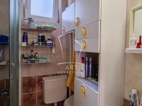 Prodaja, trosoban stan, 69m², Karaburma, Palilula Sve Podlokacije - image 13