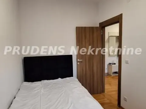 Izdavanje, jednosoban stan, 35m², Vračar Sve Podlokacije, Beograd - image 4