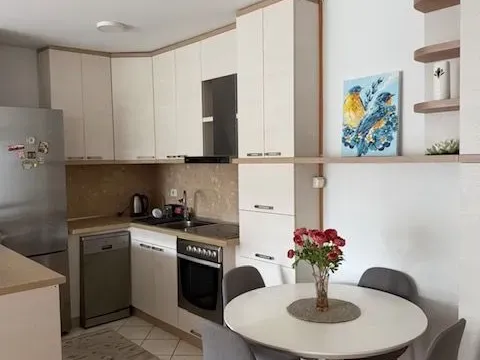 Prodaja, dvosoban stan, 56m², City Kvart, Podgorica - image 8
