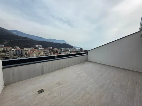 Prodaja, garsonjera, 33m², Bečići, Budva - image 7