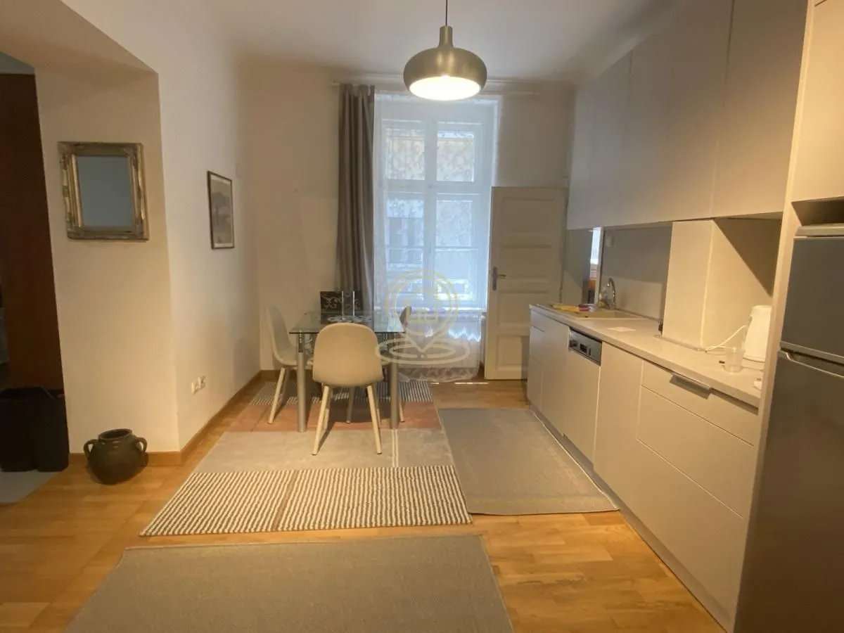 Izdavanje, dvosoban stan, 69m², Sava Mala, Beograd