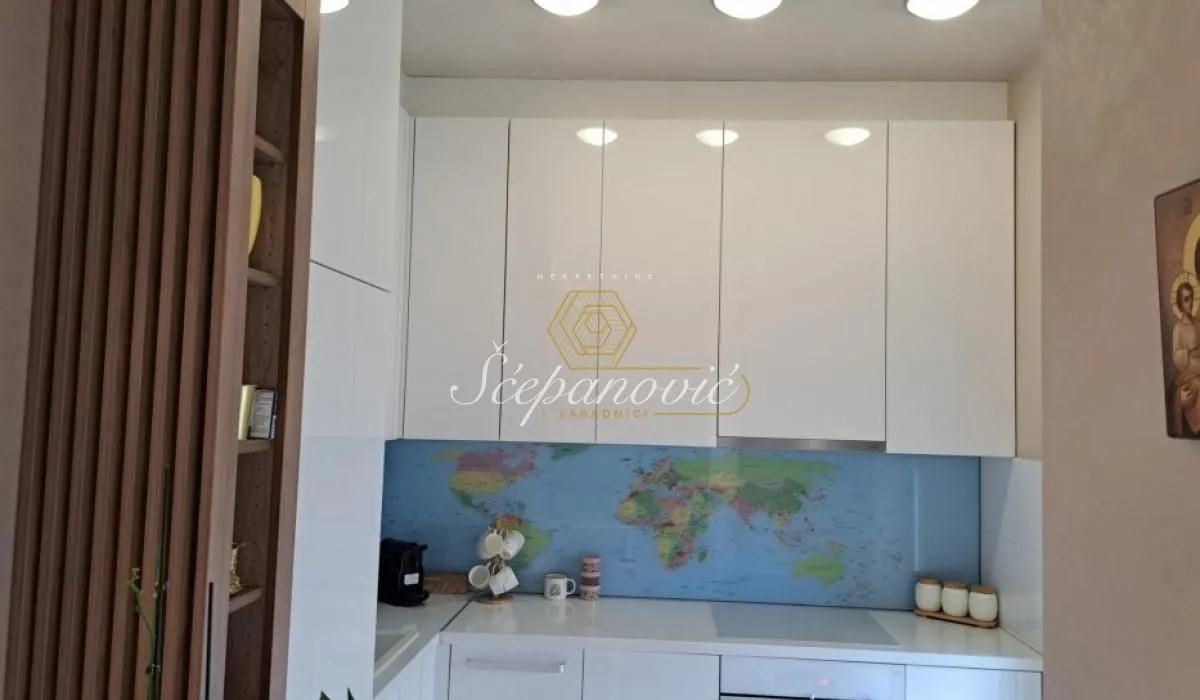 Prodaja, trosoban stan, 87m², Nova Detelinara, Novi Sad Sve Podlokacije