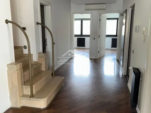 Prodaja, stan, 160m², Brace Jerković, Voždovac Sve Podlokacije - image 8