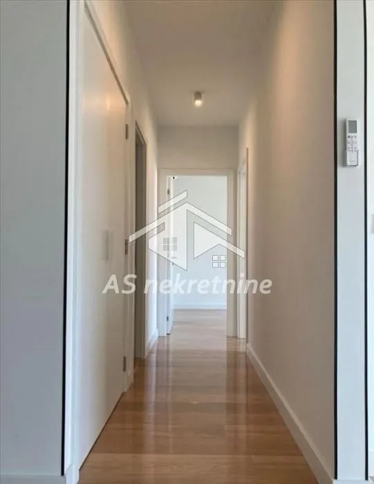 Rent, three bedroom apartment, 75m², Savski Venac, Beograd