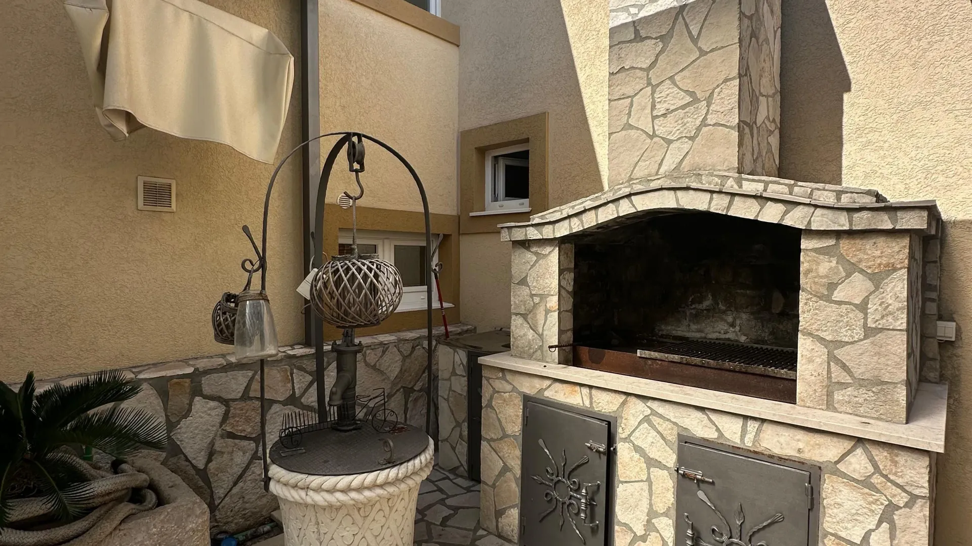 Rent, one bedroom apartment, 60m², Centar, Tivat