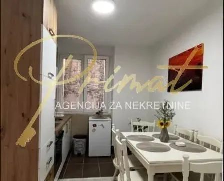 Rent, one bedroom apartment, 42m², Stari Grad, Beograd - image 9