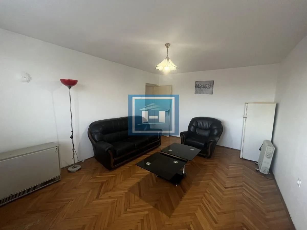 Prodaja, dvosoban stan, 60m², Kajsijar, Jagodina