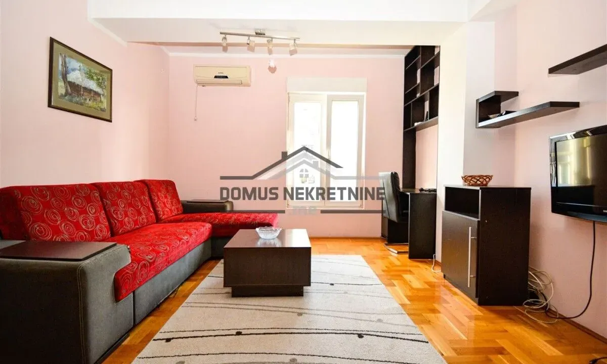 Rent, one bedroom apartment, 42m², Blok 6, Podgorica