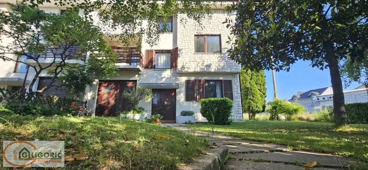 Prodaja, kuća, 204m², Grocka, Beograd