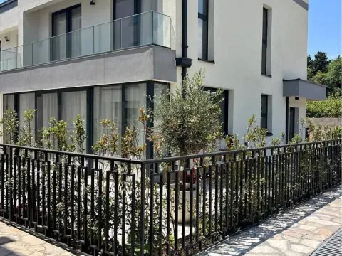 Prodaja, dvosoban stan, 167m², Lastva Grbaljska, Kotor - image 2