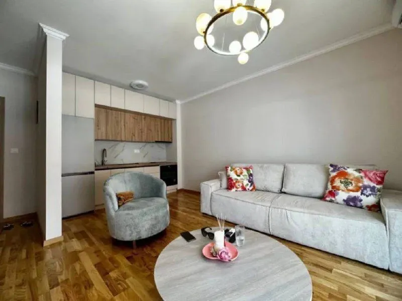 Sale, one bedroom apartment, 44m², Bečići, Budva