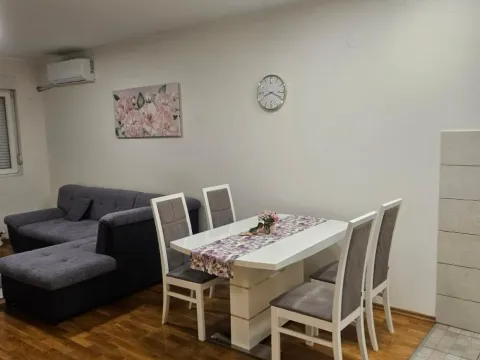 Izdavanje, dvosoban stan, 55m², Đeram Pijaca, Beograd - image 6