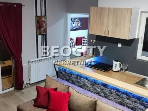 Izdavanje, stan, 37m², Centar, Novi Sad - image 4