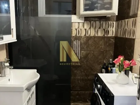 Sale, one bedroom apartment, 40m², Novo naselje, Novi Sad - image 14