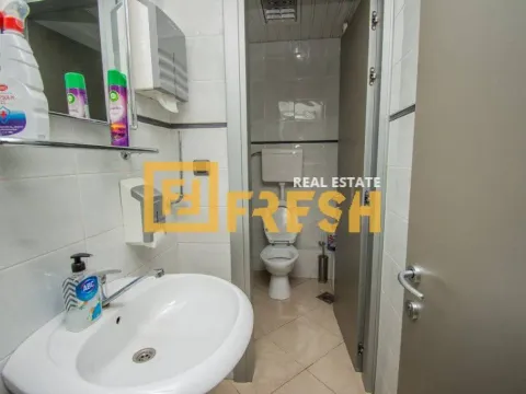 Izdavanje, poslovni prostor, 412m², Preko Morače, Podgorica - image 17