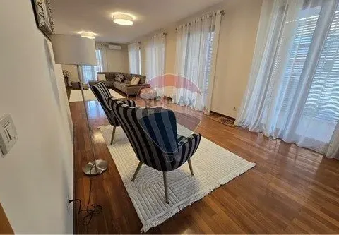 Sale, four bedroom apartment, 200m², Gorica C, Podgorica - image 7