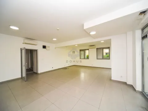 Izdavanje, poslovni prostor, 80m², Zabjelo, Podgorica - image 3