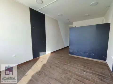 Prodaja, poslovni prostor, 31m², Obrenovac, Beograd - image 2