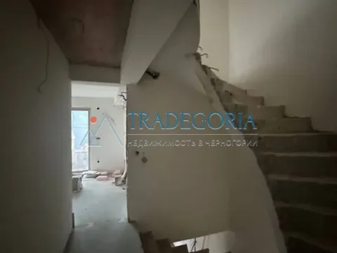 Prodaja, kuća, 516m², Prčanj, Kotor - image 9