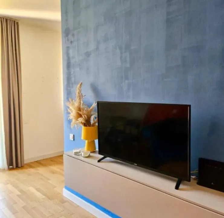 Izdavanje, jednosoban stan, 49m², Bečići, Budva