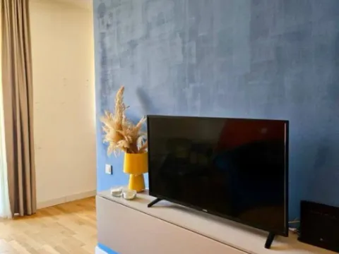 Izdavanje, jednosoban stan, 49m², Bečići, Budva