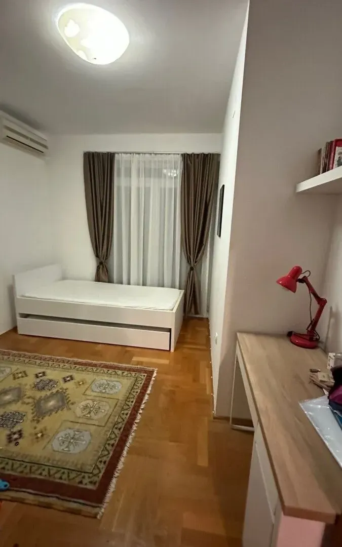 Rent, two bedroom apartment, 66m², Centar, Podgorica