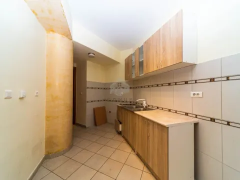 Izdavanje, dvosoban stan, 124m², Centar, Podgorica - image 6