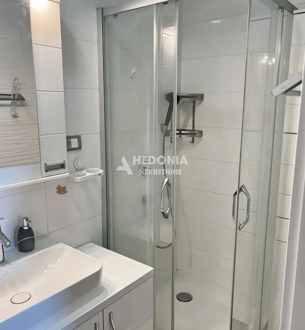 Sale, four bedroom apartment, 88m², Novi Beograd Sve Podlokacije, Beograd