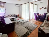 Rent, two bedroom apartment, 85m², Blok 5, Podgorica - image 5