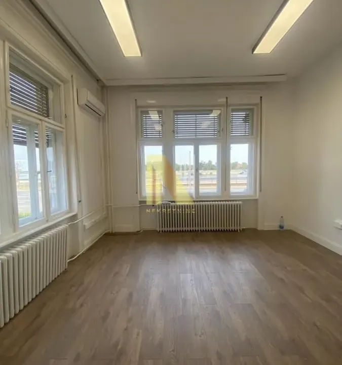 Rent, office space, 72m², Kej, Novi Sad Sve Podlokacije