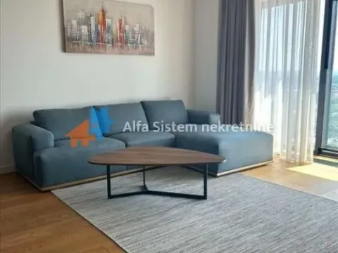 Stan in Novi Beograd Blok 65