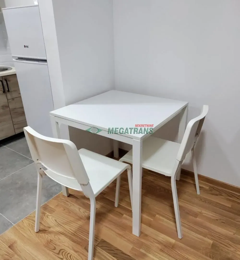 Izdavanje, stan, 28m², Petrovaradin, Novi Sad